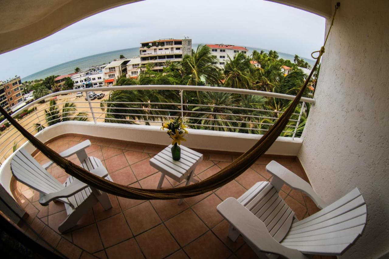 Hotel California Playa Эль-Яке Экстерьер фото