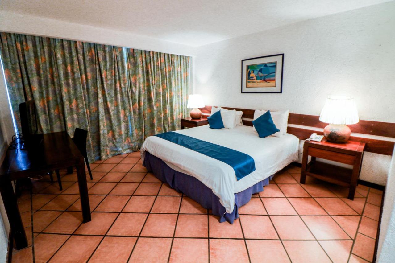 Hotel California Playa Эль-Яке Экстерьер фото