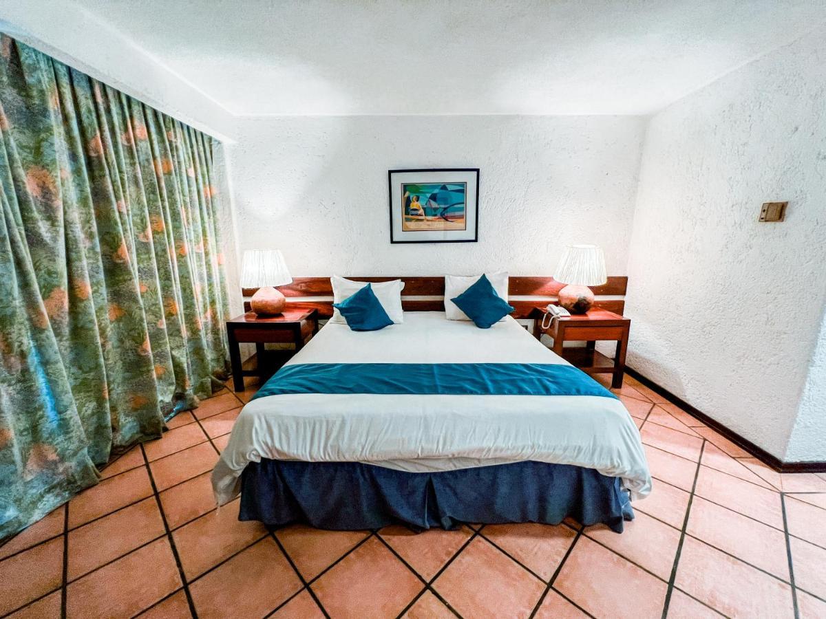 Hotel California Playa Эль-Яке Экстерьер фото